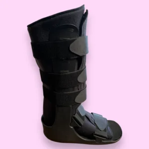 "Xcel Trax" Tall Ankle Moon Boot (Extra Large) - Used